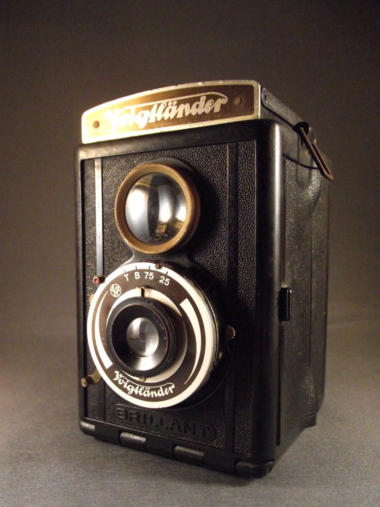 Antique 1930’s Voigtlander Brilliant Camera by JuniperHome on Etsy