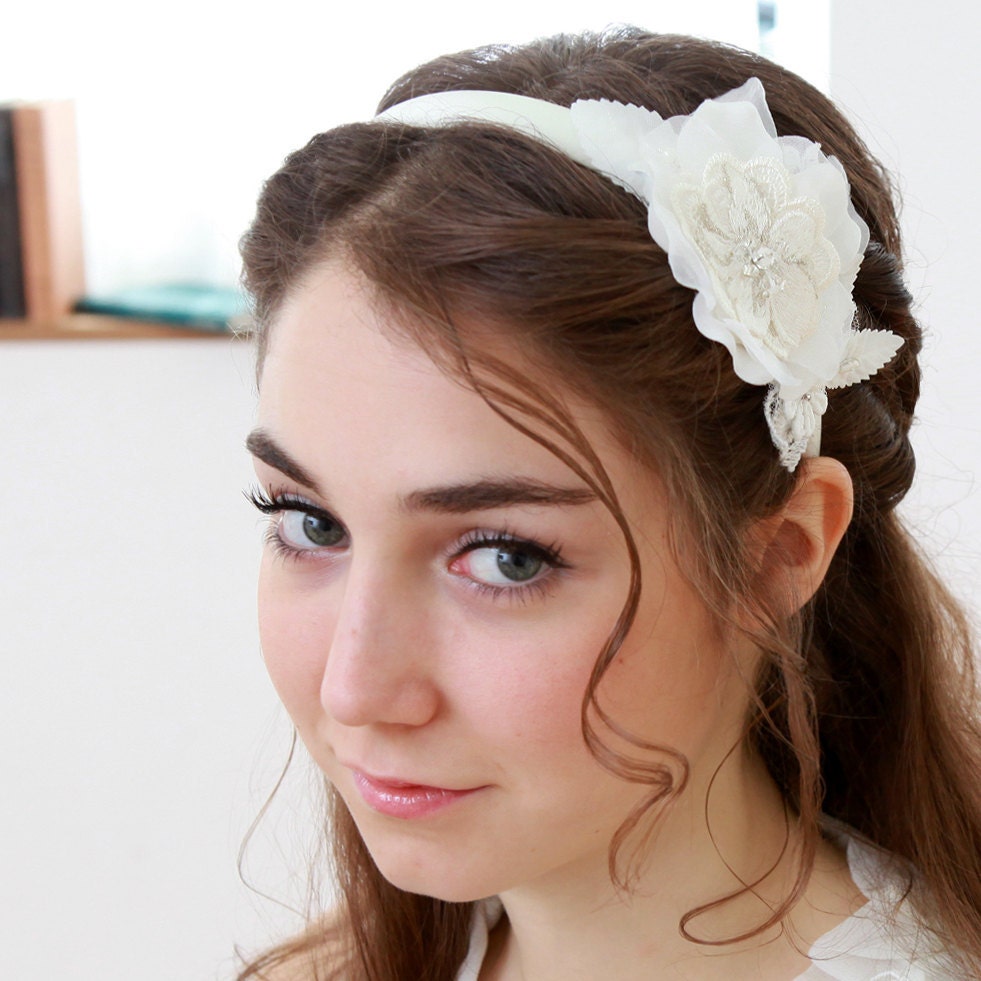 Lace blossom III bridal headband - cream