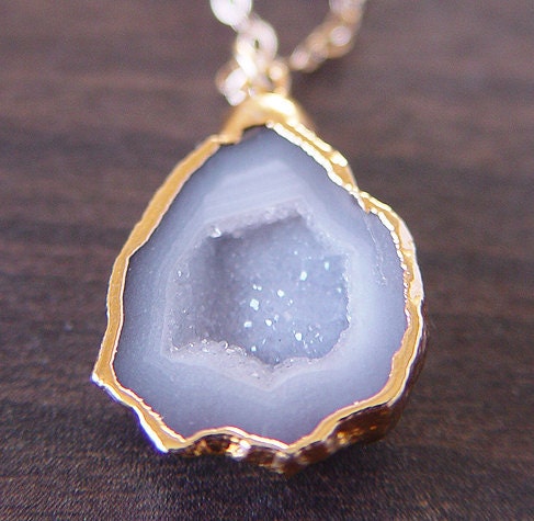 Petite vanilla grey agate druzy 14k gold pendant necklace