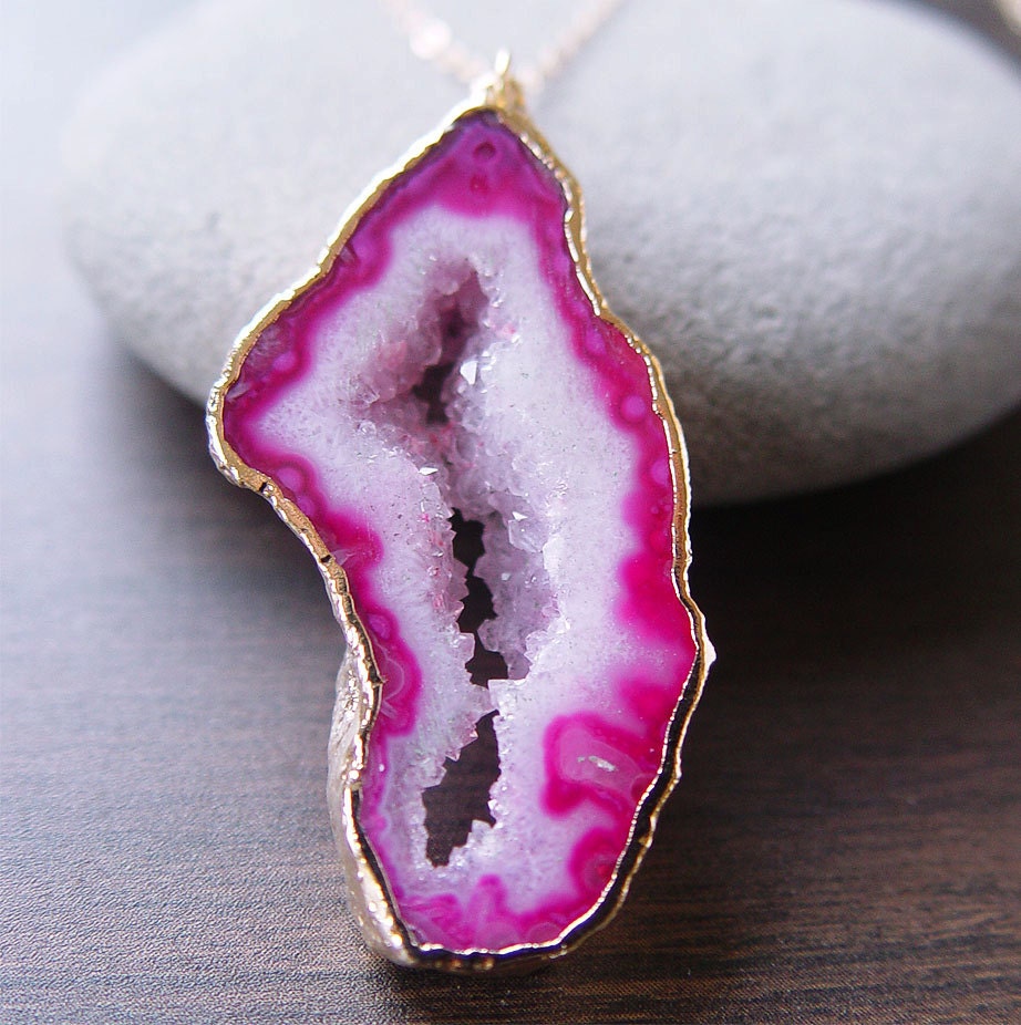 Darling Fuchsia Burgundy Drusy 14k Gold Necklace
