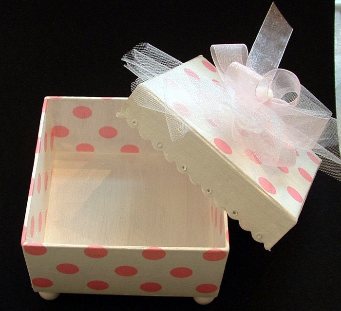 Plumed Pink Polka Dots