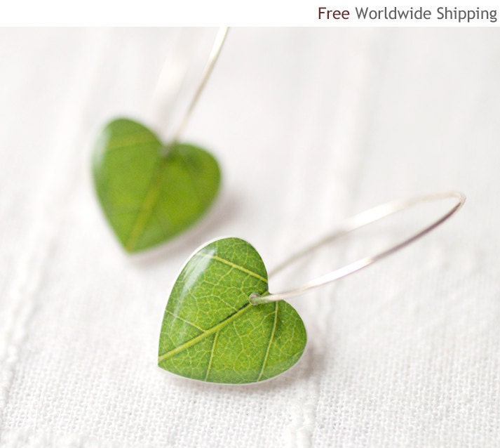 Green leaf earrings - Nature I heart - Heart earrings (E066) - BeautySpot