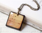 Bird on Wire necklace (Brown) (N050)