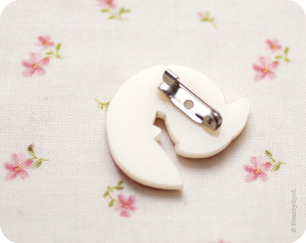 Fox brooch - Cute animal brooch - Animal jewelry (BH010)