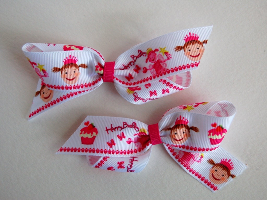 Pinkalicious Style Cupcake Hairbows