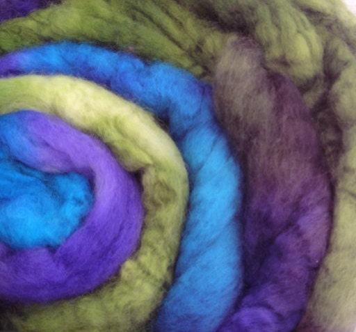 Hand dyed BFL top - 4 oz - Maya
