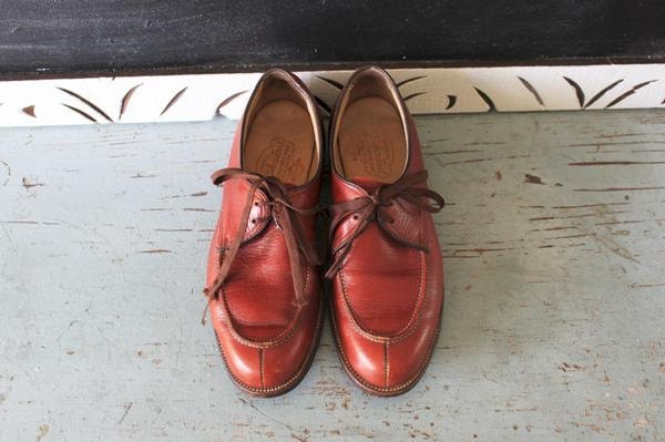 SALE vintage 1930s AGES AGO leather oxfords brogues / Menswear shoes / Womens 7.5 8