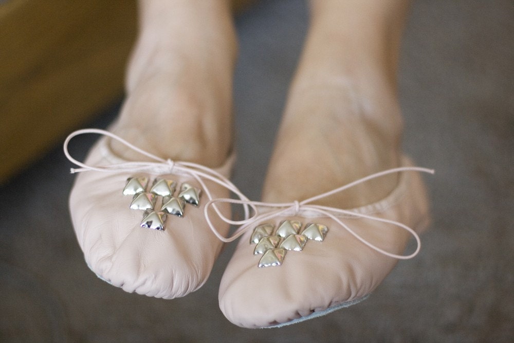 Studded Ballet Slippers: BLACK 7