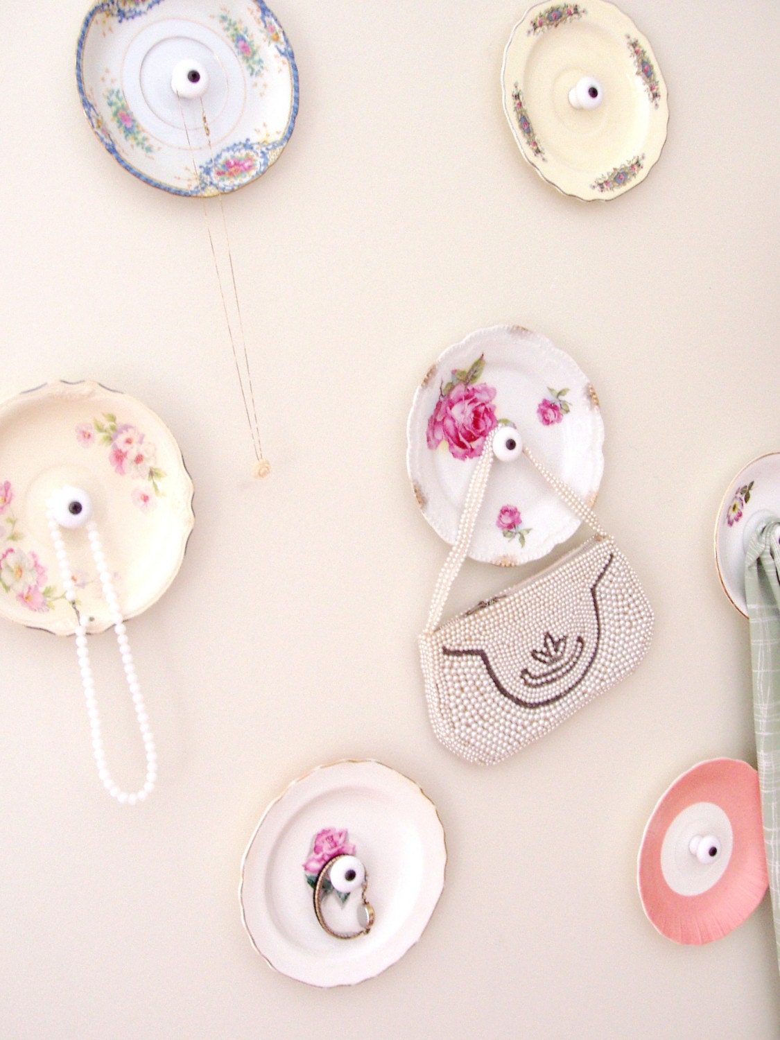 NO. 6 jewelry hook.. romantic collection..