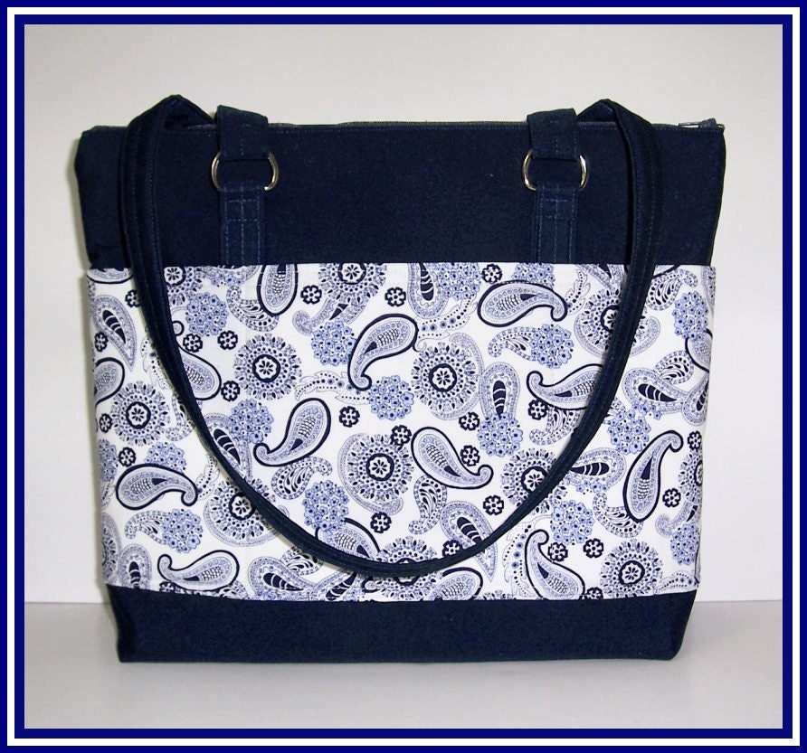 Navy Blue and White Paisley HandbagPurse - Zipper - Pockets Navy Blue and White Paisley HandbagPurse - Zipper - Pockets