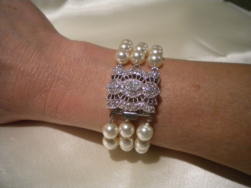 Bridal Pearl Bracelet, Art Deco Bracelet, Pearl cuff bracelet, Victorian Style Bracelet, Triple Strand, Bridal bracelet