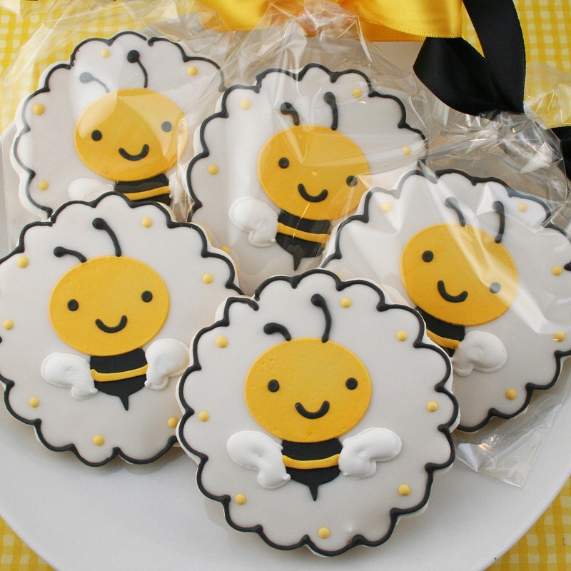 Bumble Bee Sugar Cookie Favors (12 cookies, bagged & bowed)