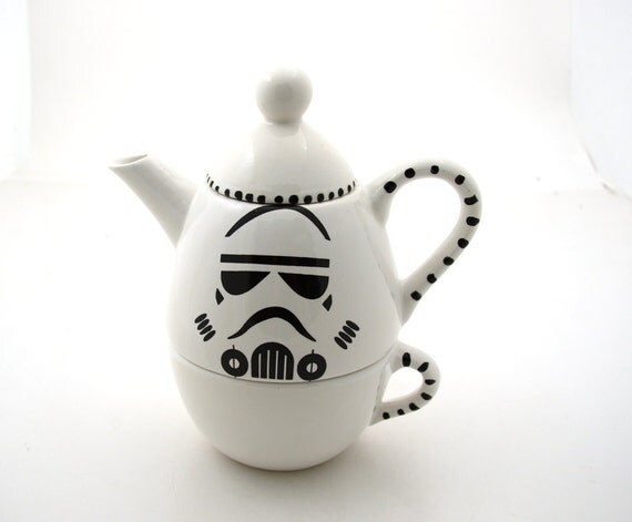 Star Wars (R) Inspired Storm Trooper Teapot Tea for one