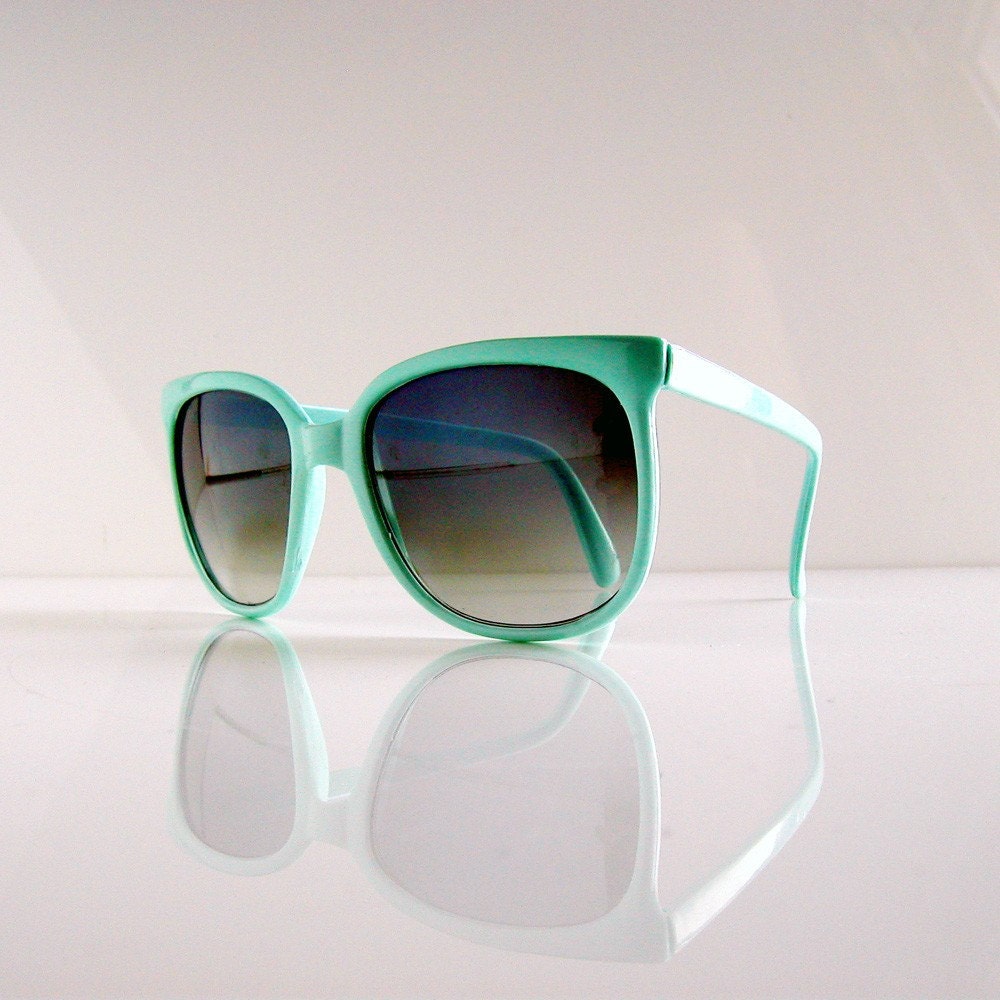 80s TEAL SUNGLASSES Vuarnet style cat glasses dusty blue teal platic with UV gradient lenses excellent vintage condition