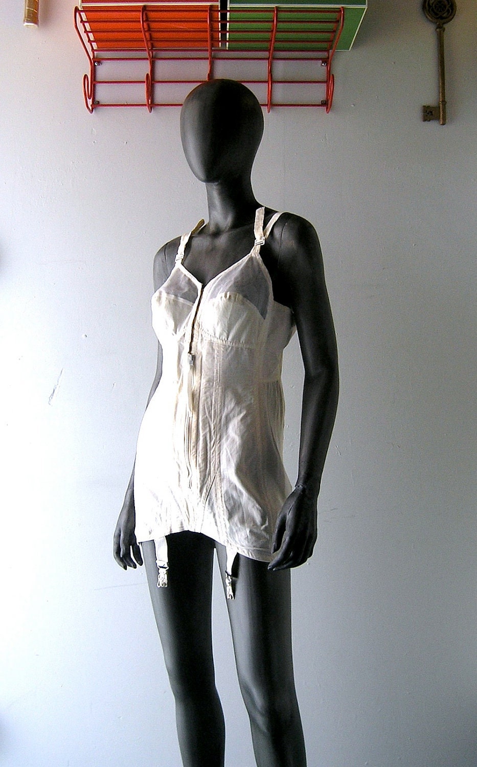 50s FlexoBack girdle Joan Holloway chic by CoolVintageFinds