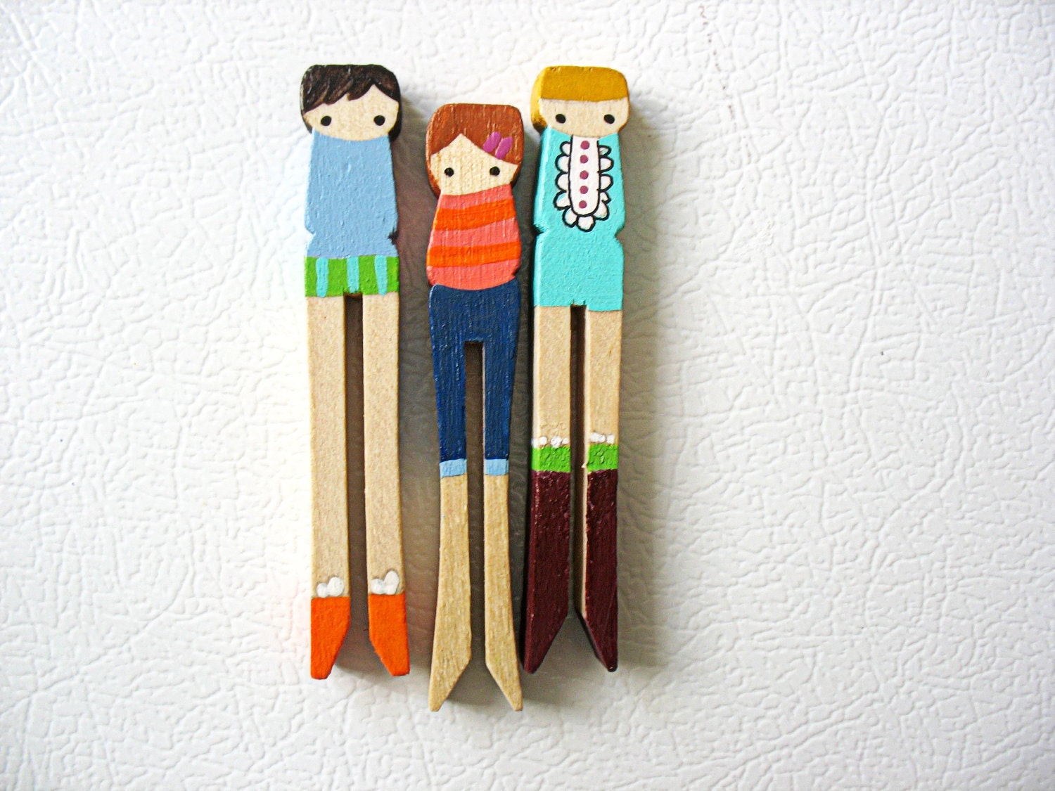handmade wooden folk art  clothespin magnets ... girls with style