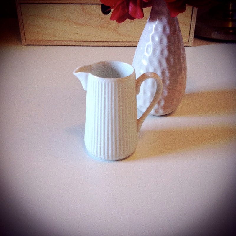 Vintage French Mehun Depose creamer