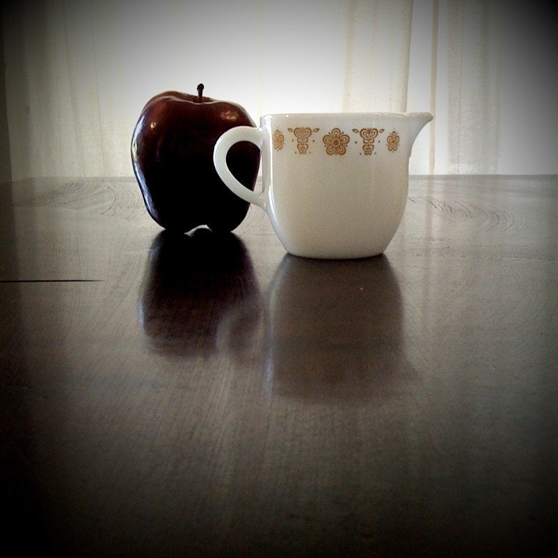 Sweet Pyrex golden butterfly creamer