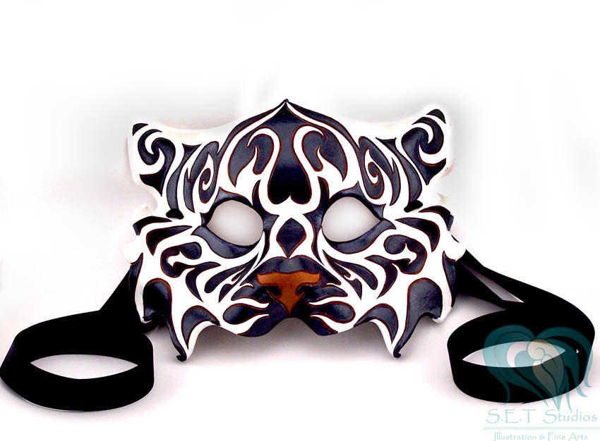 Black and White - Tribal Tiger Leather Mask
