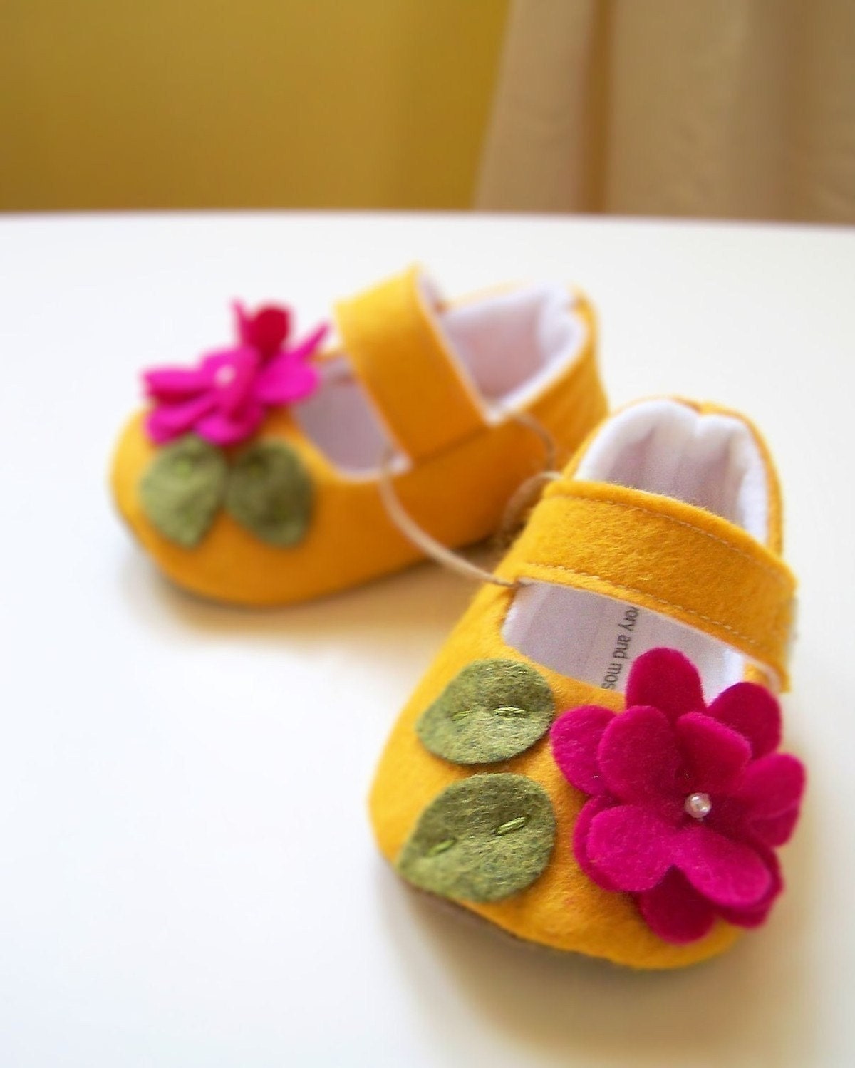 Yellow baby girls shoes, flower baby booties, felt baby shoes, pink flower booties
