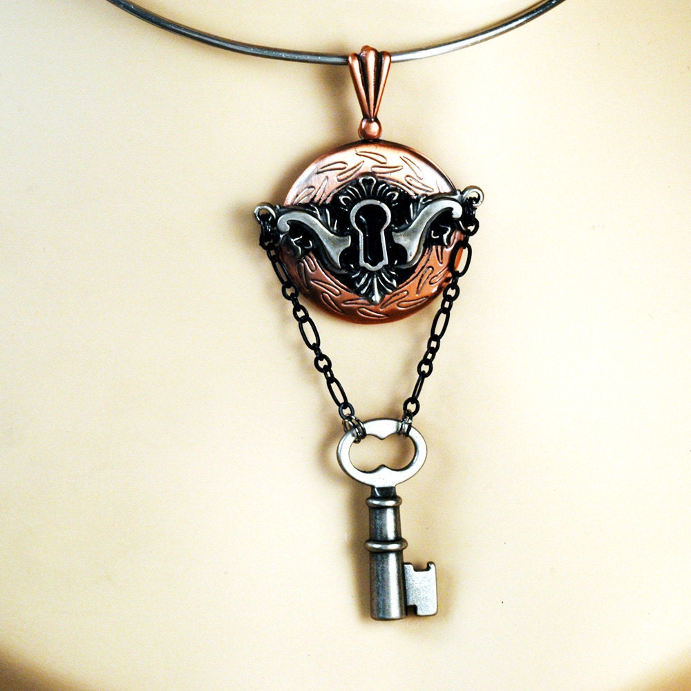 Under Lock And Key Locket - Steampunk Locket Choker Necklace - Copper Tone Locket With Soldered Key Hole Escutcheon Plate and Skeleton Key