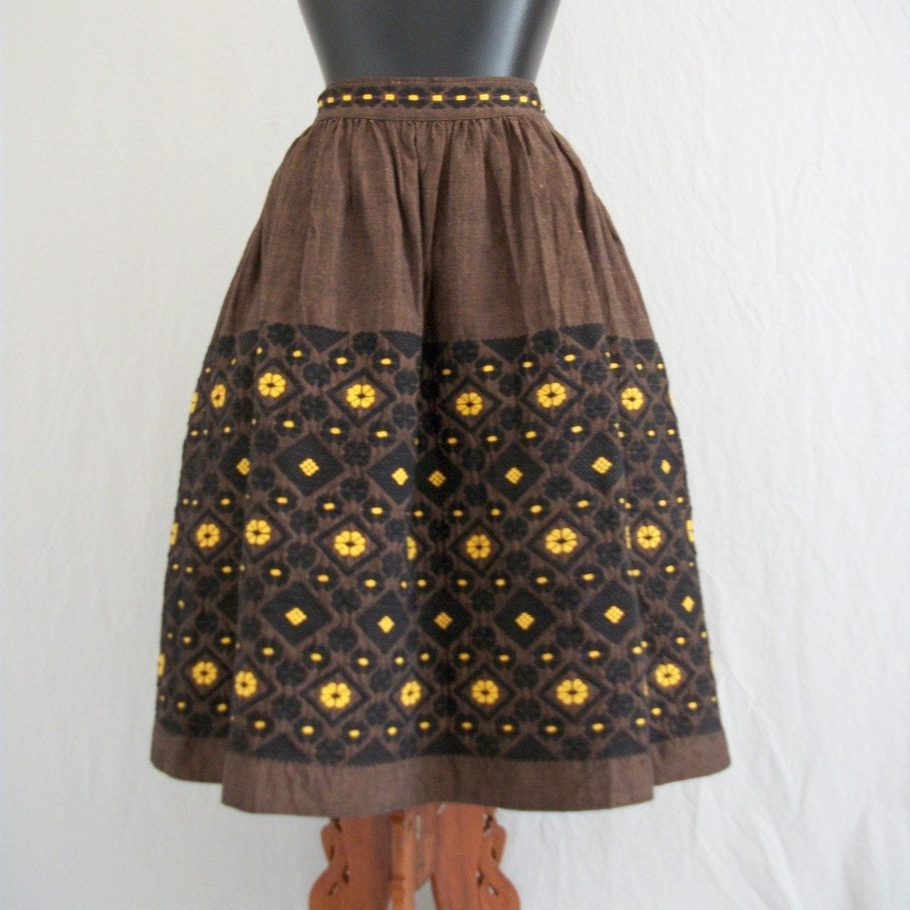 50s Guatemalan Skirt. Heavy Hand Woven Cotton. Butternut, Black, Brown.