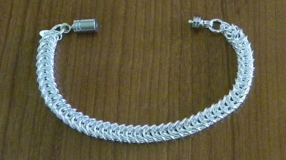 Chainmail Maille Box Link Queens Braid Bracelet