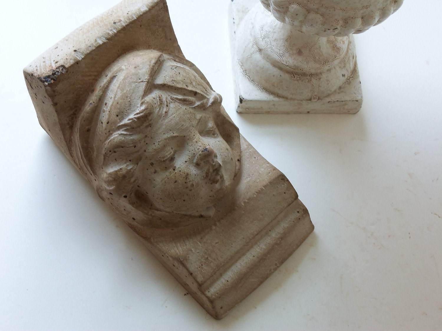 hold for kim - cement angel corbel tile