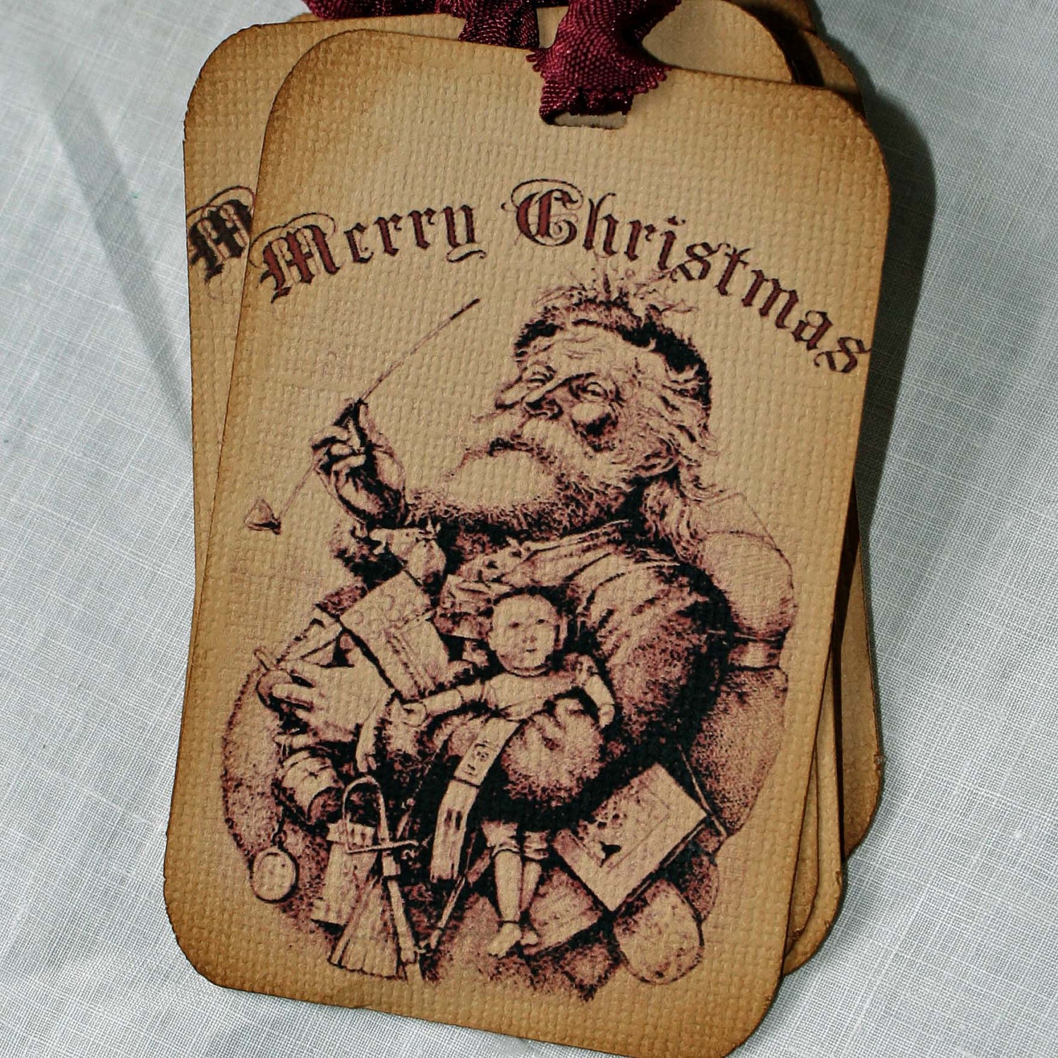 Christmas Hang Tag Vintage Inspired: Santa with Pipe