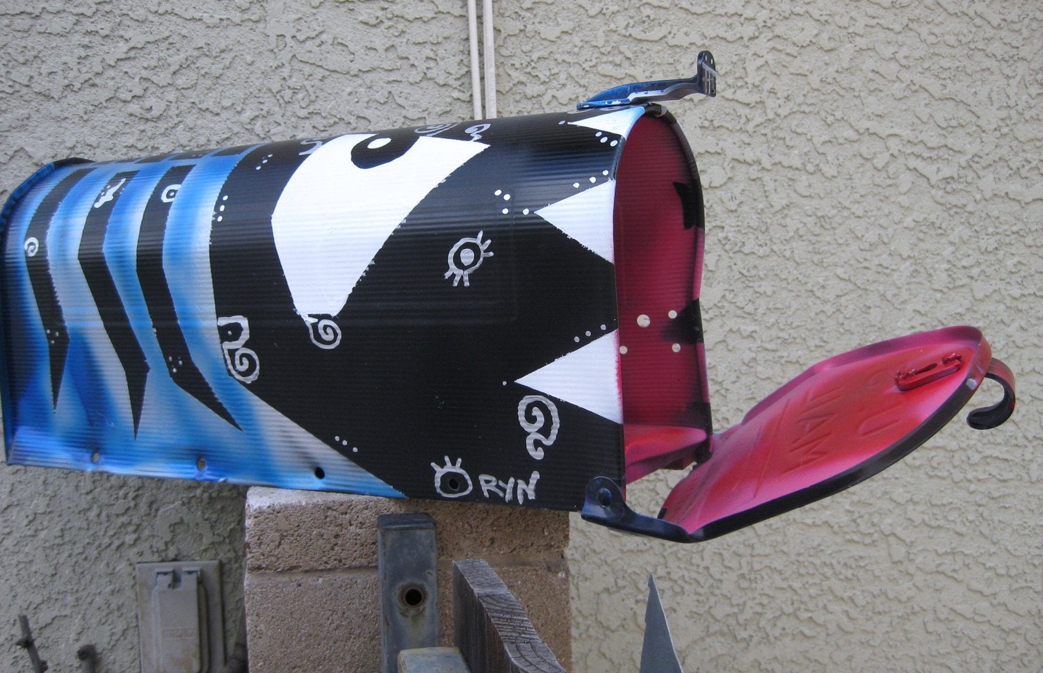 Mendy the Mailbox