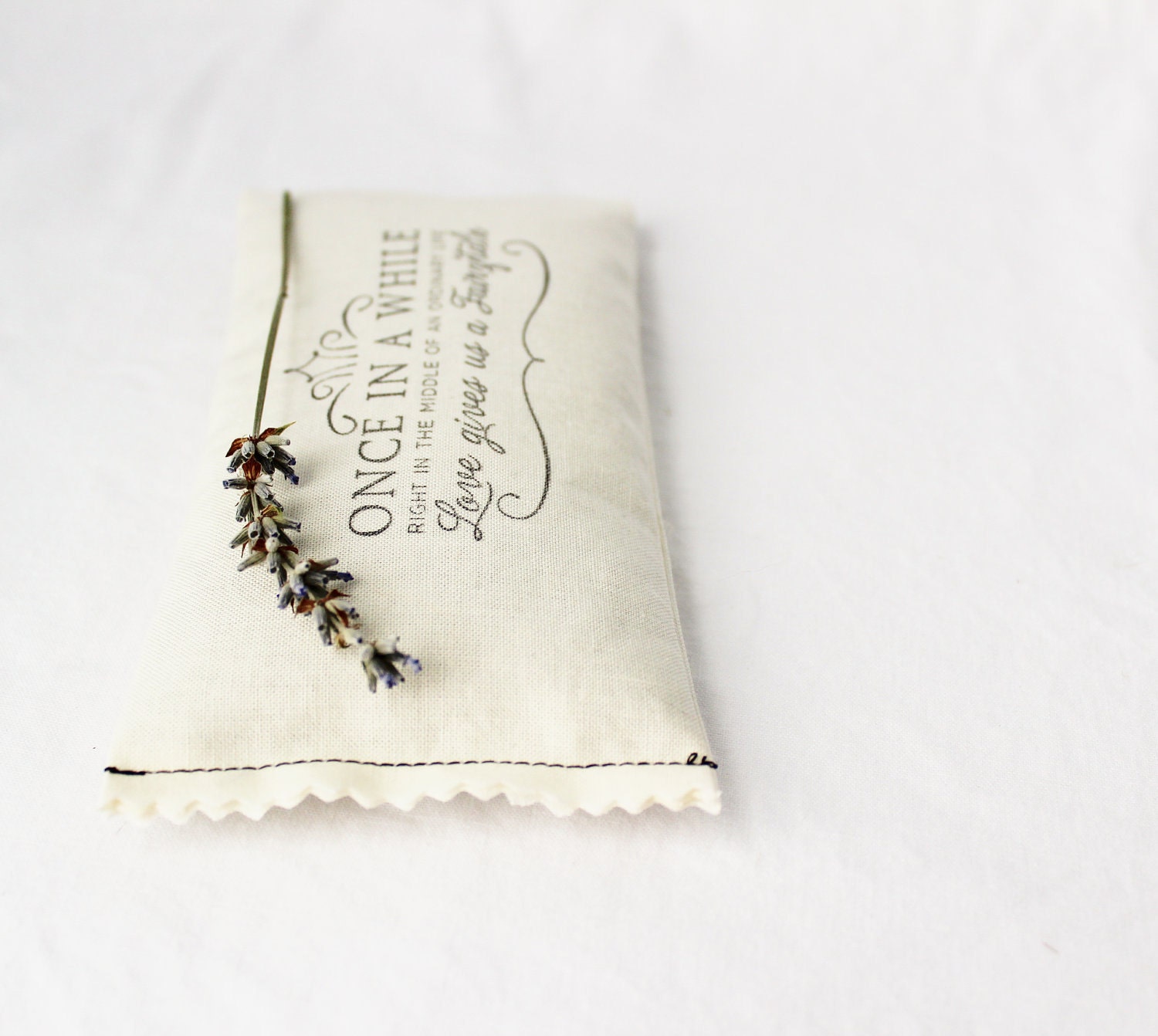 Lavender Sachet, Fairytale Wedding Favor, Cream Bridal Party Gift, Natural Aromatherapy