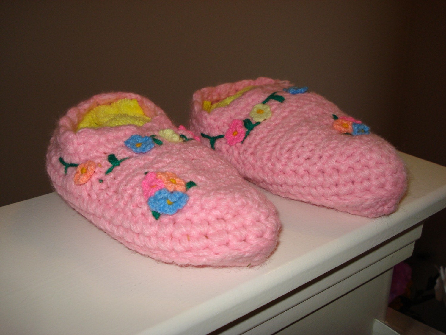 Ready to be shipped - Gorgeous PINK Hand Crochet Slippers