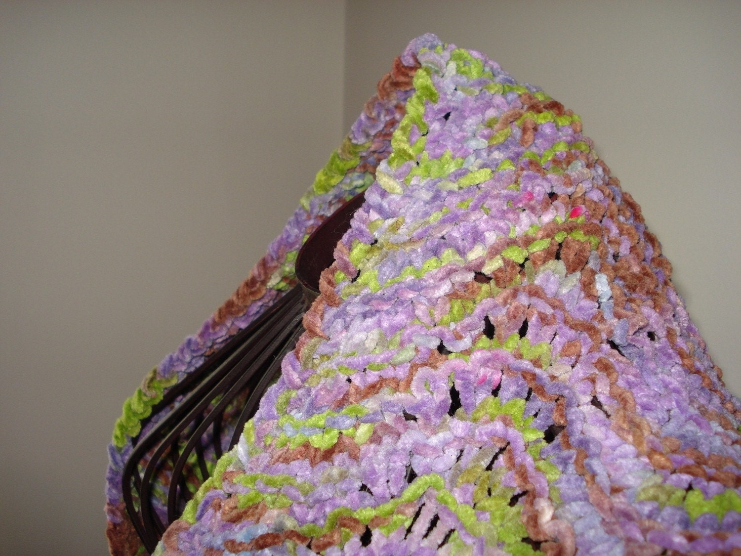 Ready to ship/Gorgeous Cabbage Flower HANDMADE KNITTED CHENILLE Stole/Shawl/Shrug