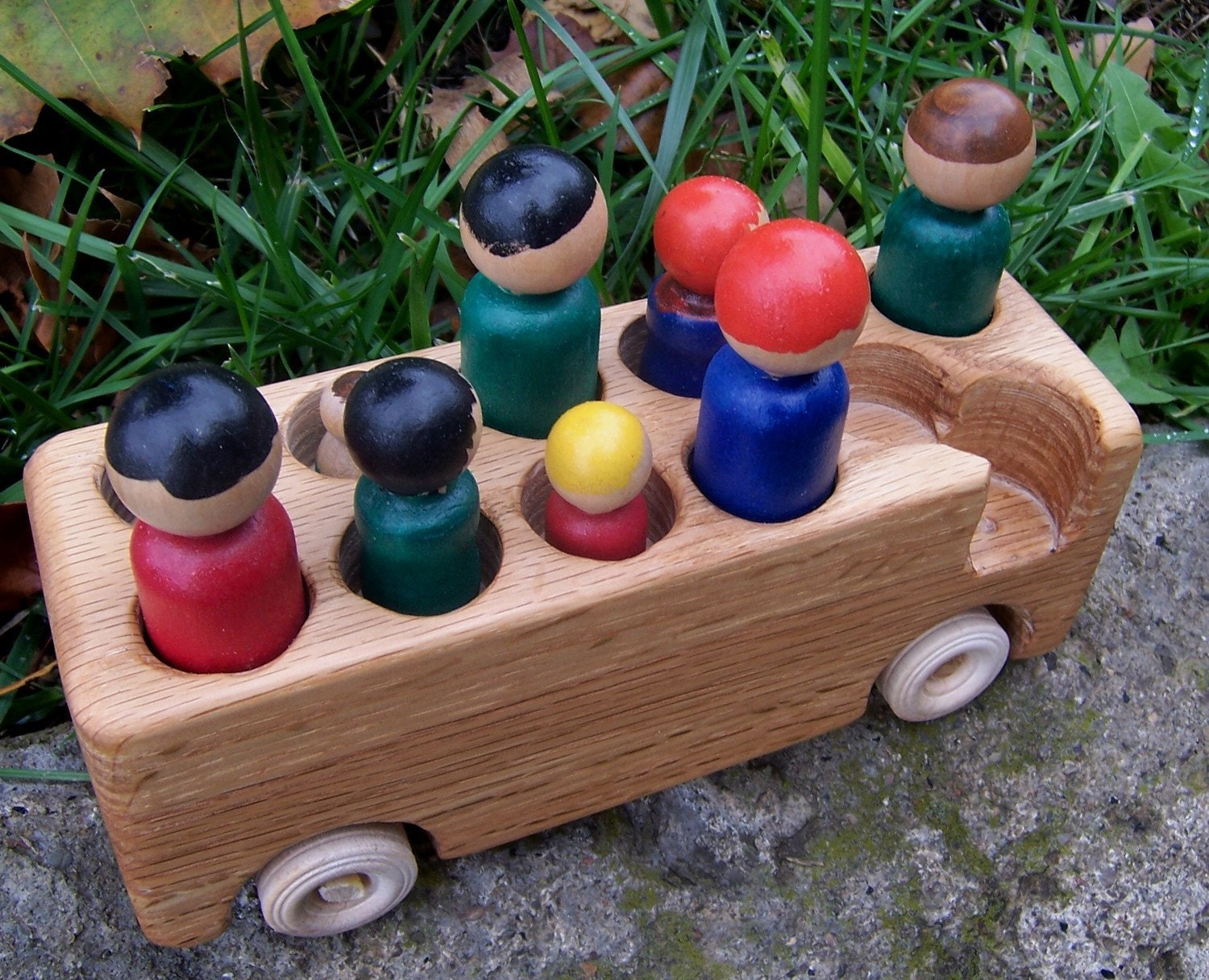 Oak Bus