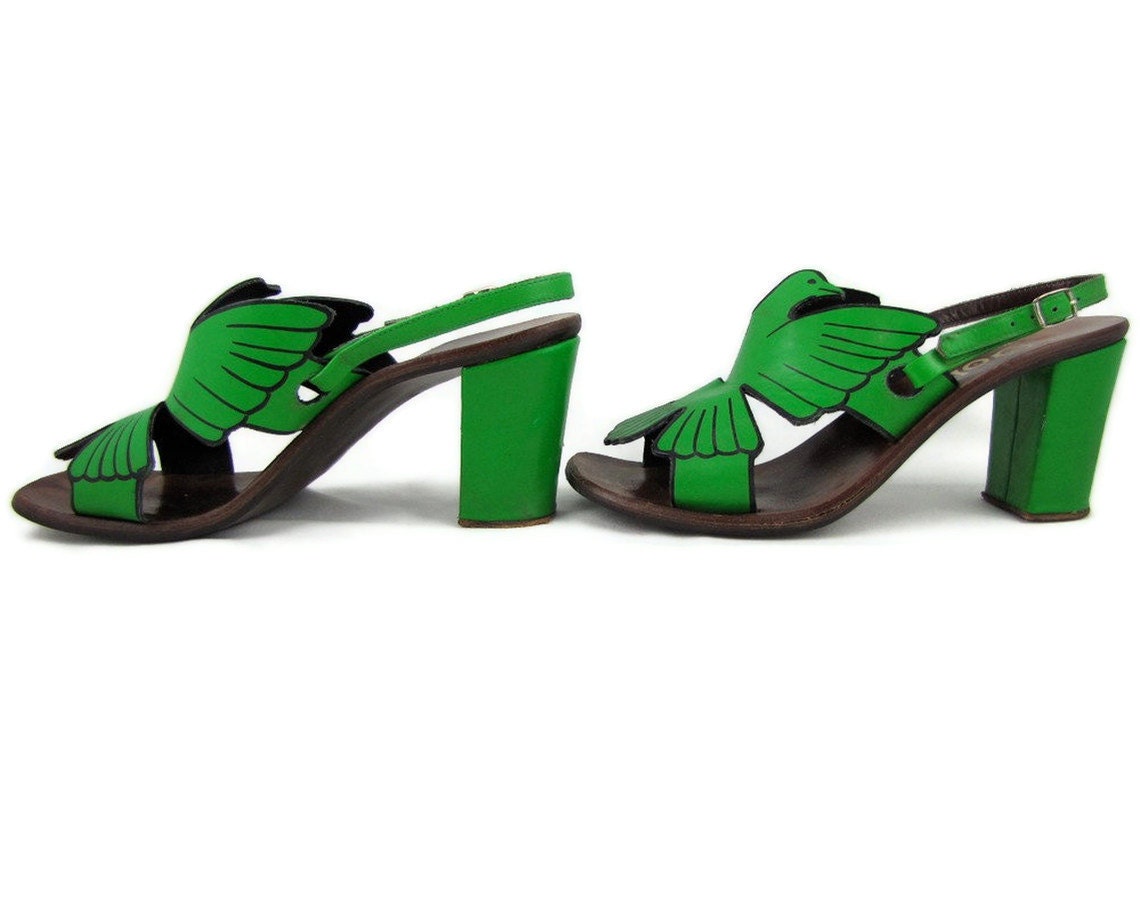 RESERVED - Firebird Feet - Vintage 1970s Green Leather Bird Sandals Made in Italy by Golo, Size 5.5 - 6