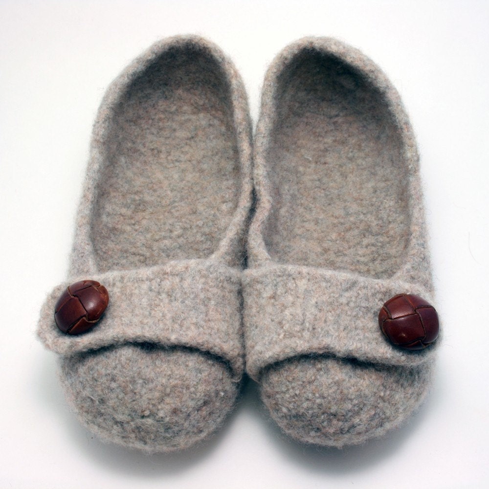 Custom Order- Women's Felted Slippers- Color of Choice with Button of Choice