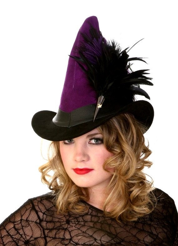Halloween Witch Hat in Leather - Broom Rider