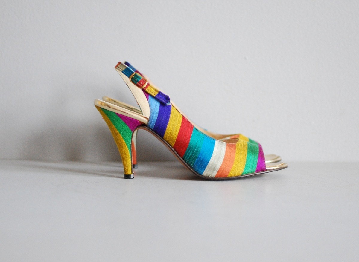 50's Raw Silk Rainbow Pin Up Slingback Heels Size 7