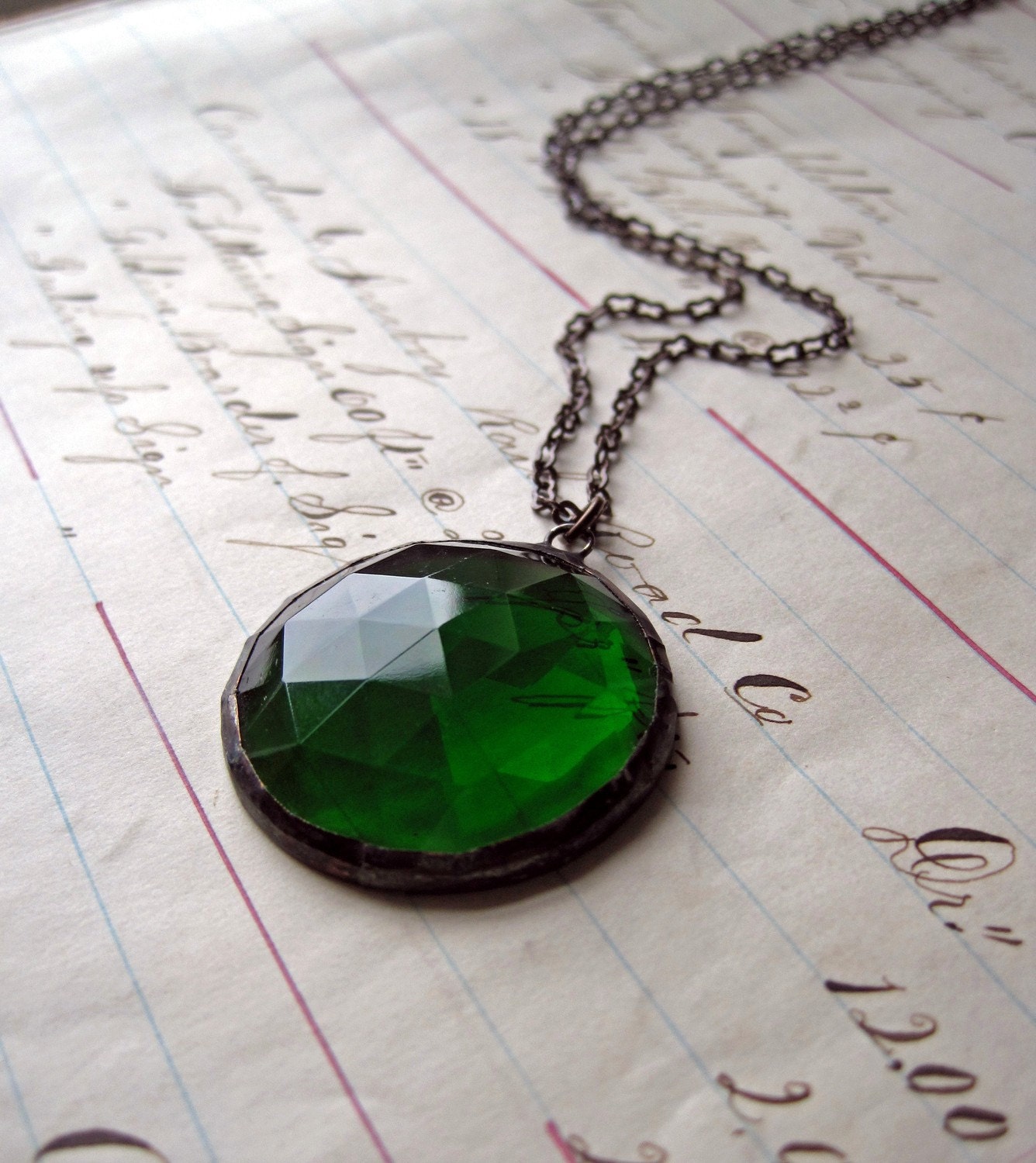 Emerald Green Faceted Glass Necklace Jewelry