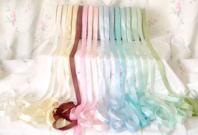 20 Yards Vintage Seam Binding, You Pick the Color, White, Creme, Primrose, Champagne, Latte, Strawberry, Cotton Candy, Baby Pink, Lace Blue, Sky Blue, Baby Blue, Elegant Peacock, Paradise Aqua, Aquarella, Mint Green, Seafoam or Moss Green
