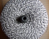baker's twine - black and white  - 20 yards (60 feet)