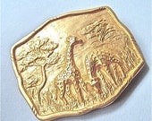 Vintage Animal Brooch Giraff Africa Large Bright Gold Tone Safari Tribal Jewelry, FREE US SHIPPING