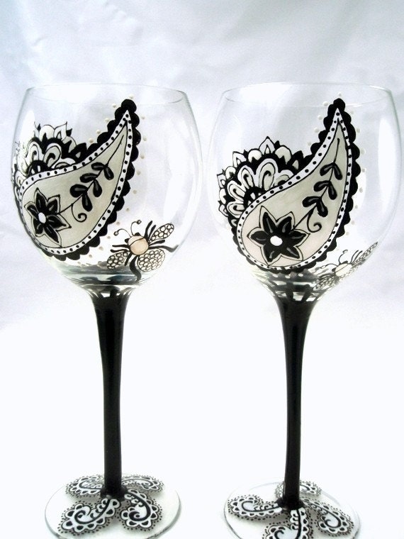 Black And White Paisley Damask Wine Glasses By Picklelilydesign