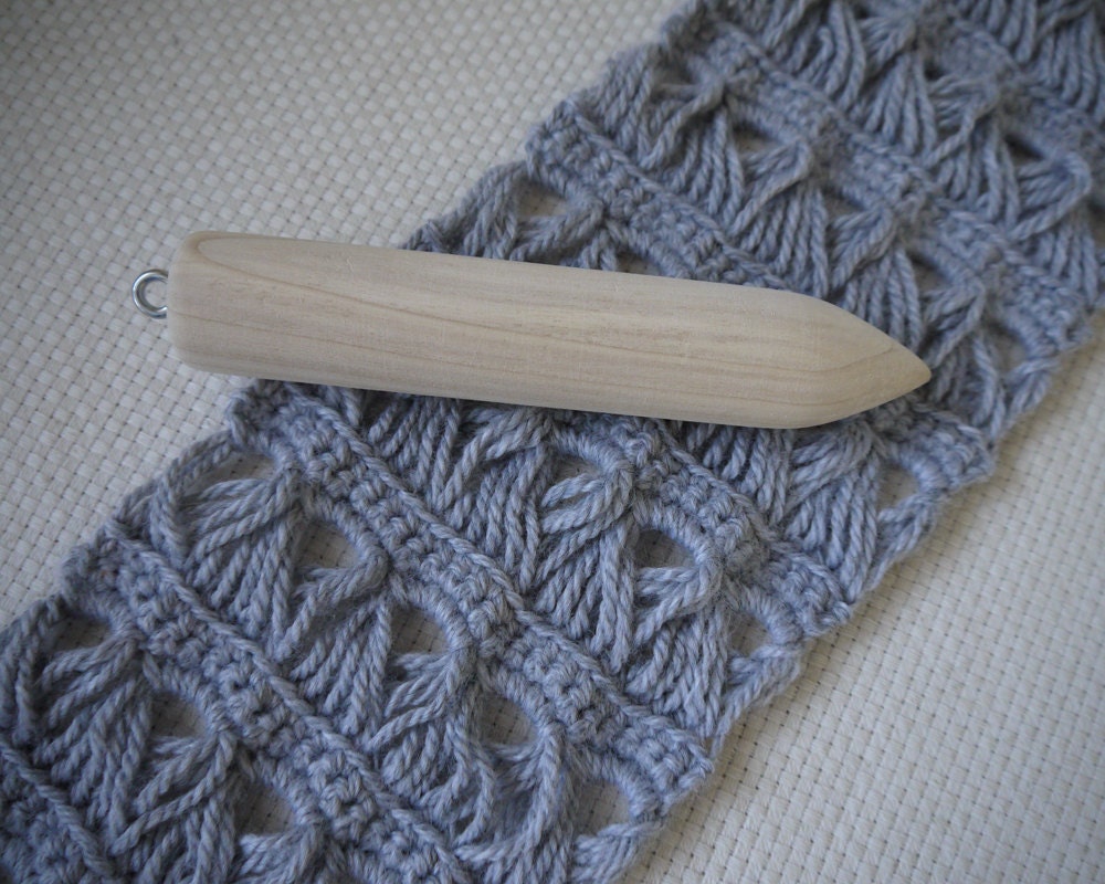 Broomstick Lace Pin