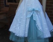1950s Vintage Reproduction Wedding Dress . Tulle and Lace