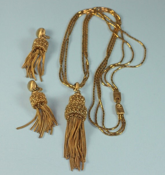 Vintage Necklace Earrings Tassels Gold Tone by PastSplendors