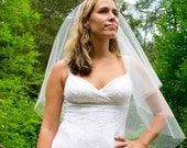 Wedding veil - Laura - 30x36 circular cut wedding veil with a cut edge - with blusher