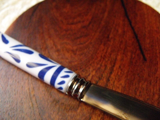 Round Cheese Board Lapis Inlay