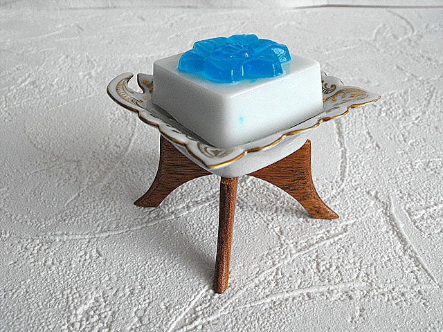 Mesquite Wood With Porcelain dish Soap Dish