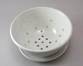 Stoneware Berry Bowl